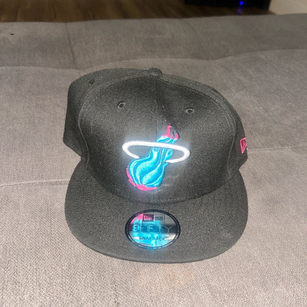 New Era Black Miami Heat Snapback Hat